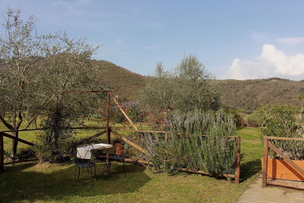 Agriturismo Casavecchia ฟิลยีเน วัลดาร์โน ภายนอก รูปภาพ