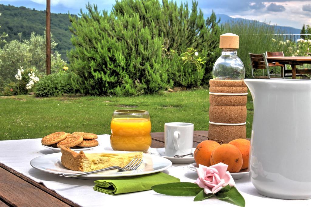 Agriturismo Casavecchia ฟิลยีเน วัลดาร์โน ภายนอก รูปภาพ
